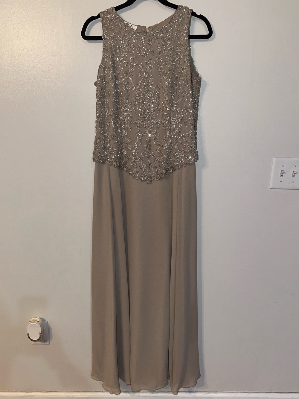 J Kara Elegant Taupe Beaded Sleeveless Maxi Formal Dress